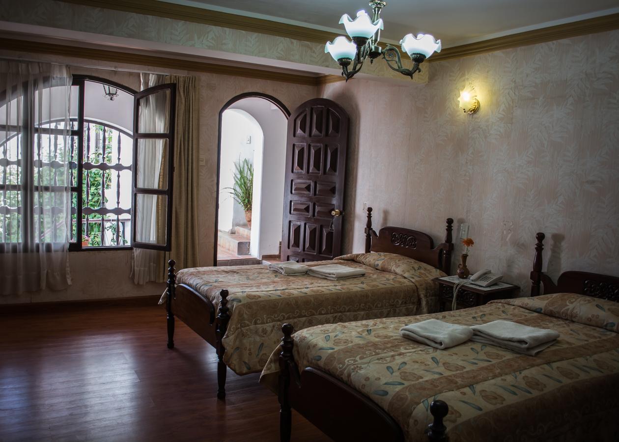 Hostal Sucre Exterior photo