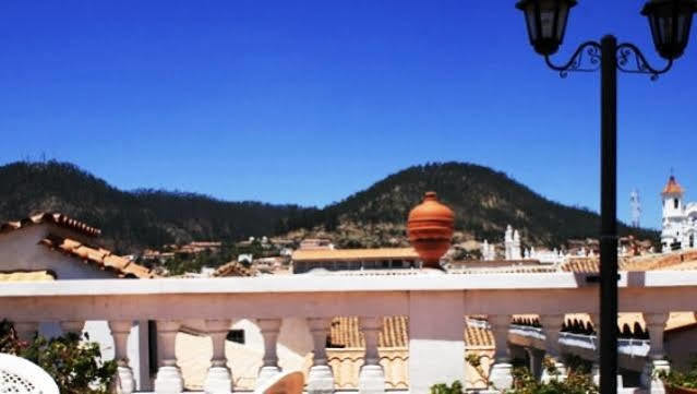 Hostal Sucre Exterior photo